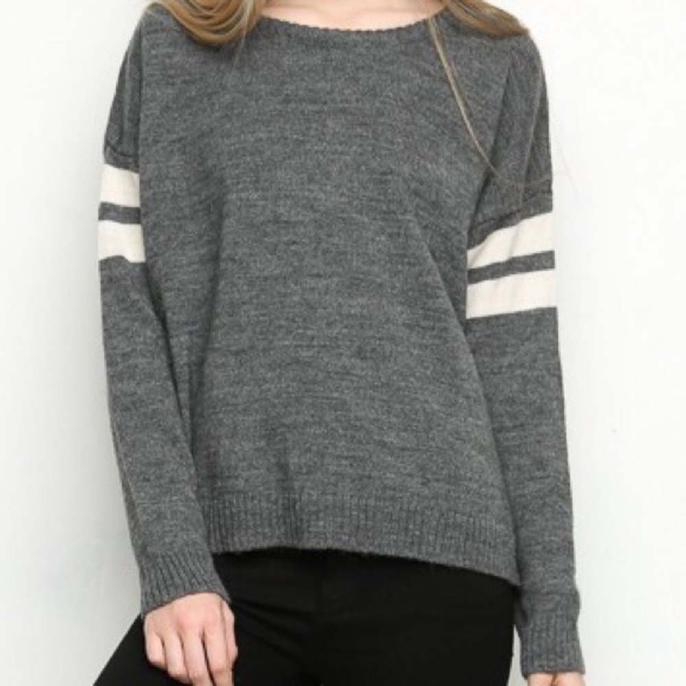 Brandy Melville Veena Sweater
